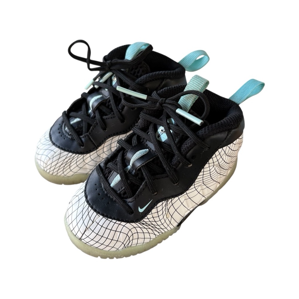 Nike Air CW1596-005 Foamposite Little Posite Glacial Size 5C